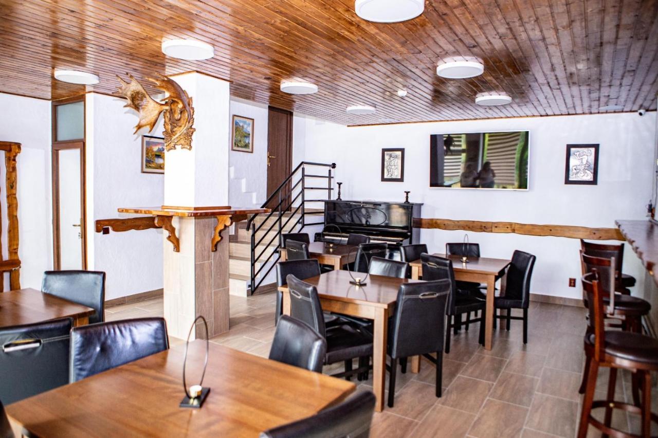 Vila Swe Sar Hotel Curtea de Argeş Екстериор снимка