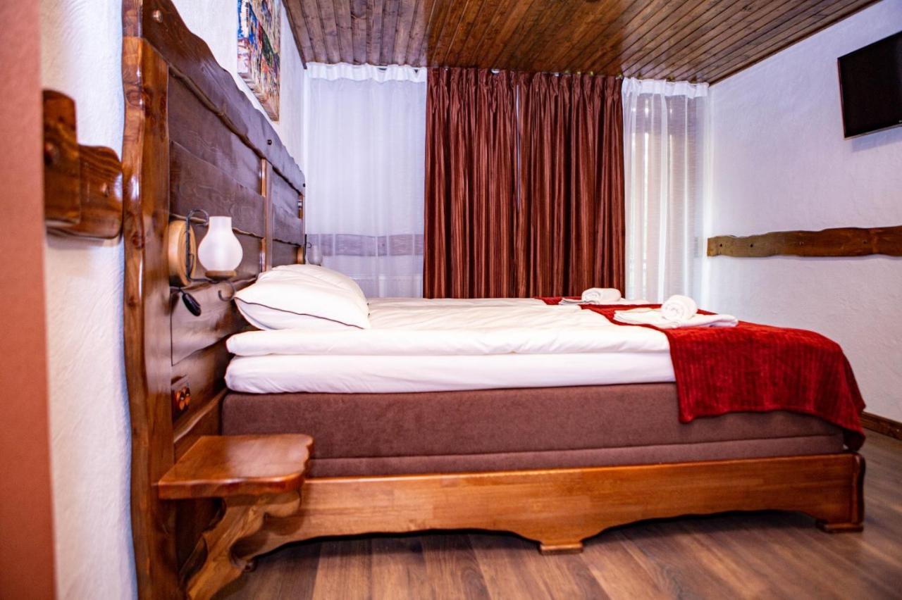Vila Swe Sar Hotel Curtea de Argeş Екстериор снимка