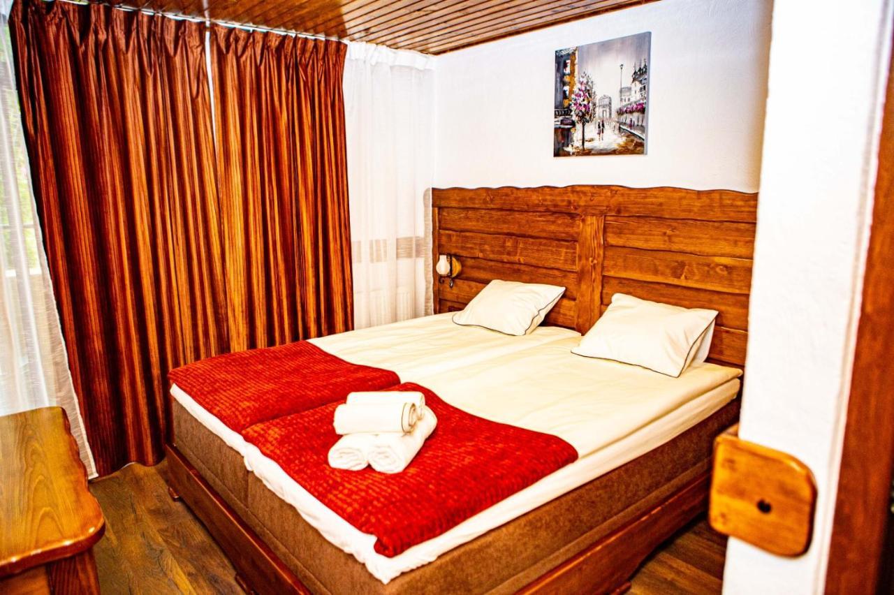 Vila Swe Sar Hotel Curtea de Argeş Екстериор снимка